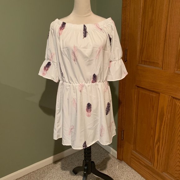WHITE  WITH FEATHERS WIDE NECK DRESS SIZE L  #356 - Picture 1 of 1